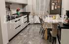 Apartament 4 camere  cu geam la baie, bloc reabilitat - 1