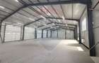 Hala noua 555mp, curte betonata 1000mp, zona de est, de inchiriat - 8