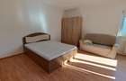 Apartament 2 camere/birou in casa