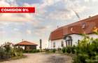 Conac de vanzare 7 camere cu bai proprii, crama, ciubar si potential  - 1
