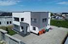 Casă / Vilă cu 5 camere de vânzare în zona Exterior Vest - 1