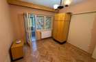Apartament 3 camere, etaj 1, zona Garii , decomandat, parcare - 8
