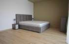 Apartament cu 3 camere de închiriat în zona Nord