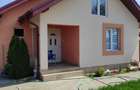 Tunari casă în Dimieni – 3 camere, curte amenajată, grădină cu seră, parcare - 3