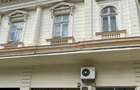 REV2003910 Cladire istorica de vanzare in Centrul Bucurestiului - 2
