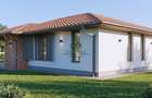Casă nouă/ Construită doar pe parter/ Bujoreni/ 4 Camere - 6