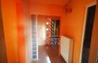 Apartament cu 3 camere, decomandat, 2 balcoane, 2 bai,etaj intermediar - 4