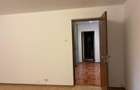 Vanzare-Sebastian, parc ,2 camere, 1/8, decomandat, bl. 95, liber, 118000 E - 16