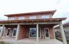 DUPLEX SPATIOS - ASFALT - POSIBILITATE CARPORT - 2