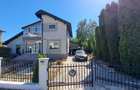 1 Decembrie-vila de vanzare, p+1, teren 830 mp, util 175 mp, 2 terase, foisor - 2