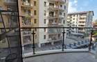 apartament de 3 camere , sector 3  - 8