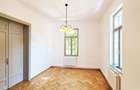 Parter in vila - Grigore  Alexandrescu - 3