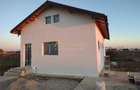 < Casa individuala parter >3 camere 2 bai teren 250mp - 8