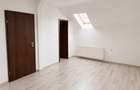 Spatiu birouri 100mp 2 bai zona Turnisor - 12