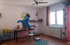 Vilă 9 camere, Uverturii, curte mare, ideal grădiniță sau ateliere - 2