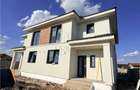 Duplex superb - bucatarie inchisa - teren 375 mp - canalizare - 2
