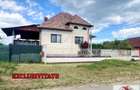 Vanzare casa in Ighiu 890 mp teren - 1