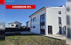 Case cu arhitectura nordica, panouri fotovoltaice, central Dezmir - 1