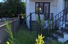 Ultimul apartament la  parter , 2 camere, curte privata ,negociabil - 11