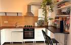 De inchiriat, apartament cu parcare - 2