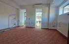 Clădire de birouri, adiacent Bd. Unirii, suprafata 120 mp./ birou - 3