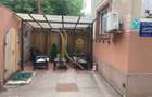 Inchiriere casa 6 camere sector 5 - 1