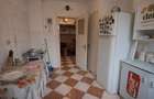 De vanzare apartament 3 camere, stradal - 9