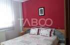 Apartament decomandat 3 camere  2 bai etaj 3 balcon zona buna Cisnadie - 2
