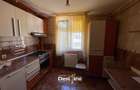 Inchiriez apartament 4 camere in zonǎ centralǎ, Piatra Neamt - 1