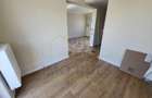 Case insiruite sau apartamente cu gradina. Giroc langa DAF. - 4