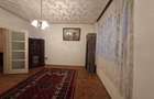 Casa 4 camere pivnita curte individuala Zona Lazaret - 4
