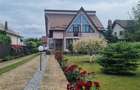 Vila de vanzare 260 mp cu anexe 40 mp si teren 1600 mp - 2
