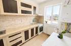 Apartament 3 camere de vânzare, Sector 4, 800 m metrou și balcon generos - 2