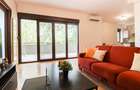 Apartamentul Entim – echipat cu tot ce ai nevoie – - 2