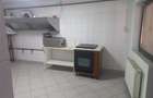 Spatiu comercial - zona excelenta - centrala proprie - trifazic - trafic pietona