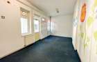 Spatiu comercial | doua cladiri, curte proprie | 300 mp | - 10