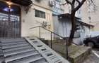 Apartament 4 camere, etaj 4/10, stradal Sos.Berceni, Sector 4 - 4