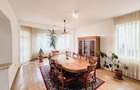 Oportunitate de investiție! Casă de vanzare, cu 8 camere, 382 mp, zona Gruia - 1