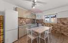 Apartament de vânzare cu 4 camere decomandat - Zona Intim - 9