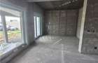 Duplex pe parter - 2 dormitoare - 2 bai - zona in dezvoltare - 6