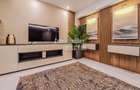 Apartament de LUX decomandat cu 2 Camere 70 mp - Parcare Privata - Palazu Mare