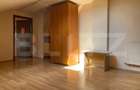 Apartament 2 camere, 70 mp, semidecomandat, zona Gruia