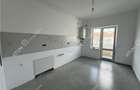 Apartament cu 2 camere decomandate si balcon zona Doamna Stanca - 3