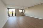 Duplex locatie excelenta - asfalt - 3 bai - doua balcoane - 2