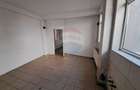 Spatiu comercial de inchiriat in zona 1 Mai - 15