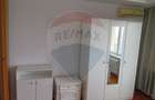 Apartament cu 3 camere de închiriat - 7