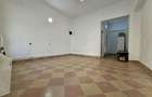 Spatiu comercial/birou de inchiriat – Micro 4, zona cu trafic pietonal intens - 3
