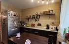 3 camere, decomandat, et 2/8, anvelopat- 13 Septembrie - 12
