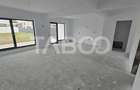 Casa de vanzare 380mp teren liber 4 camere 2 parcari Selimbar - 9