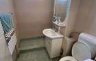 INCHIRIEZ apartament 3 camere semidecomandat, zona Milea - 12